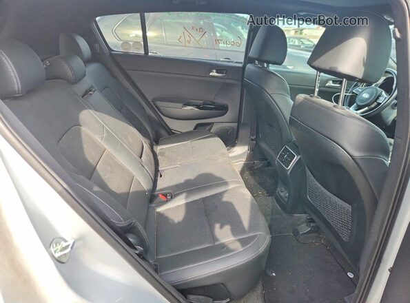 KNDP6CAC9M7860399 2021 KIA SPORTAGE Silver უკანა სალონის ხედი
