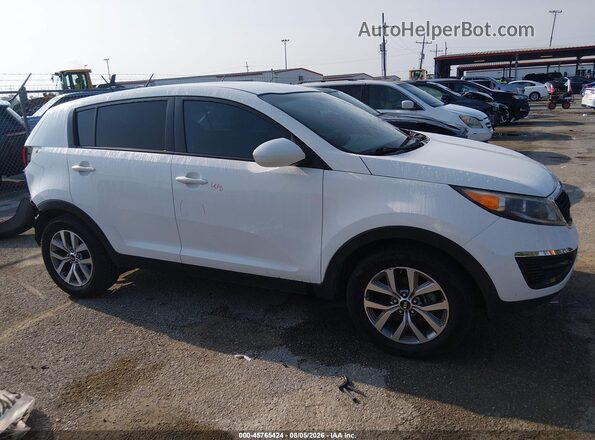 KNDPB3AC6G7859064 2016 KIA SPORTAGE White 360 interior view