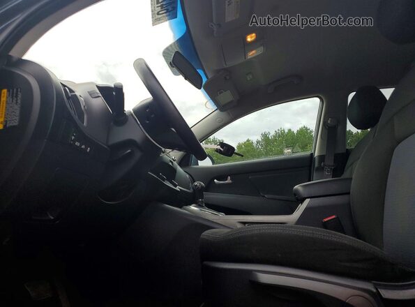 KNDPB3AC7G7809998 2016 KIA SPORTAGE Blue Widok wnętrza z przodu