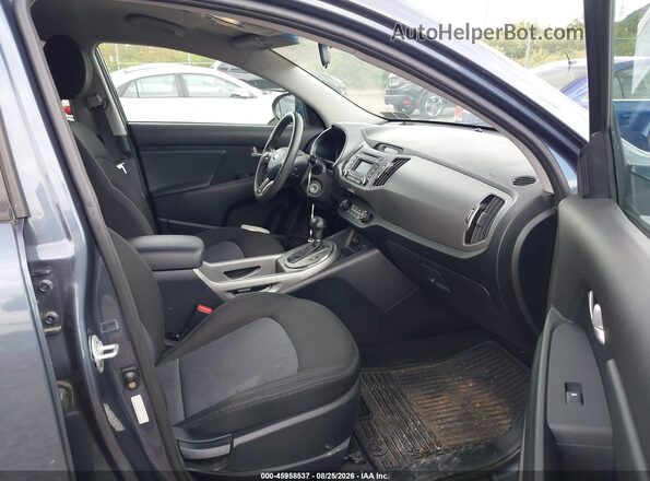 KNDPBCAC0G7878421 2016 KIA SPORTAGE Blue Вид салону спереду