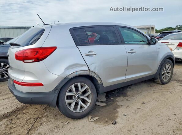KNDPBCAC1G7810726 2016 KIA SPORTAGE Silver Rear right
