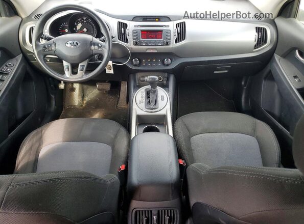 KNDPBCAC1G7810726 2016 KIA SPORTAGE Silver Dashboard view