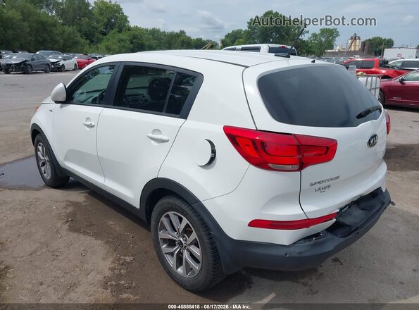 KNDPBCAC3G7852279 2016 KIA SPORTAGE White Rear left