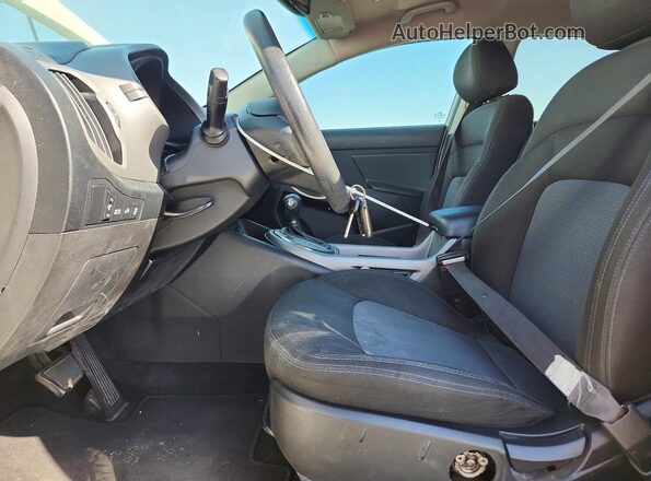 KNDPBCAC7G7797447 2016 KIA SPORTAGE White წინა სალონის ხედი