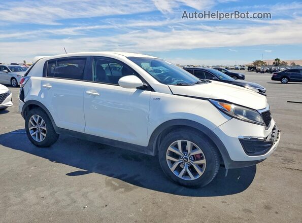 KNDPBCAC9G7824714 2016 KIA SPORTAGE White Delantero derecho