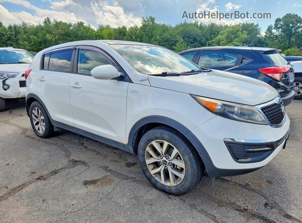 KNDPBCAC9G7854327 2016 KIA SPORTAGE White Przód prawy