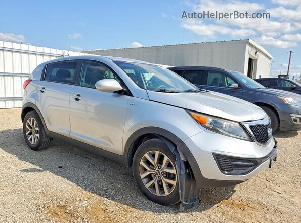 KNDPBCAC9G7867529 2016 KIA SPORTAGE Silver Front right