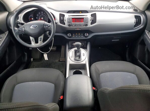 KNDPBCAC9G7869104 2016 KIA SPORTAGE Silver Vista del salpicadero