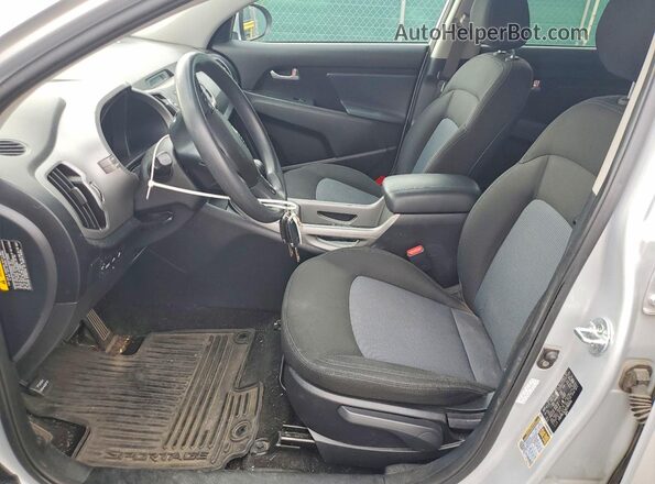 KNDPBCAC9G7869104 2016 KIA SPORTAGE Silver Vista interior delantera