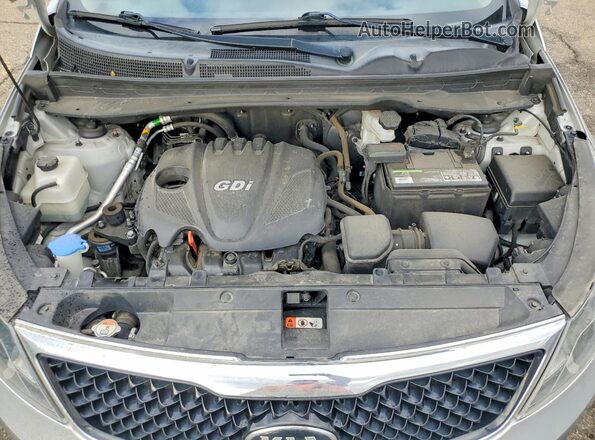 KNDPBCAC9G7869104 2016 KIA SPORTAGE Silver Vista del compartimento del motor