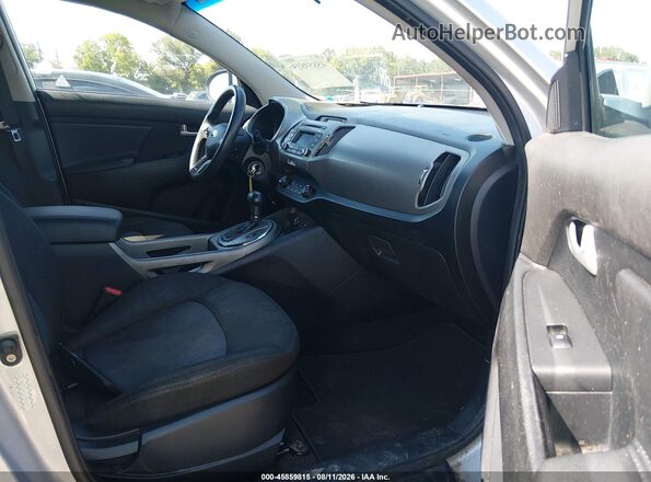 KNDPBCACXG7848472 2016 KIA SPORTAGE Silver წინა სალონის ხედი
