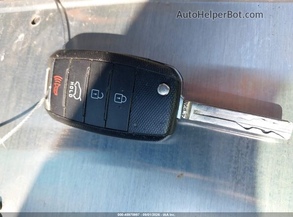 KNDPBCACXG7869404 2016 KIA SPORTAGE Silver Dashboard view