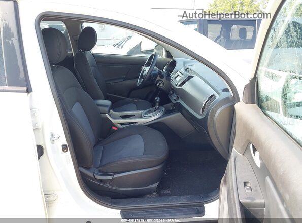 KNDPBCACXG7880404 2016 KIA SPORTAGE White Vista interior delantera