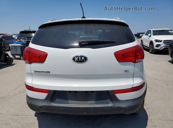 KNDPC3AC6G7863242 2016 KIA SPORTAGE White Rear view