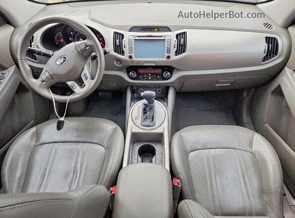 KNDPC3ACXG7815100 2016 KIA SPORTAGE White Вид панелі приладів