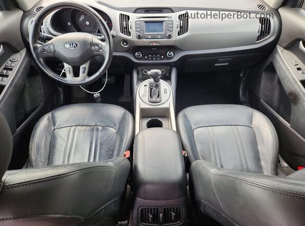 KNDPCCAC8G7803205 2016 KIA SPORTAGE Gray Dashboard view