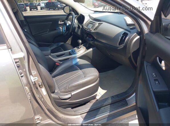 KNDPCCAC8G7849066 2016 KIA SPORTAGE Silver Vista interior delantera