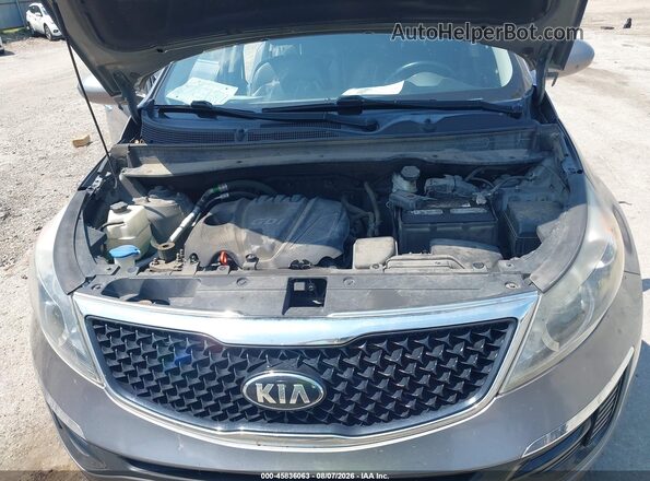 KNDPCCAC8G7849066 2016 KIA SPORTAGE Silver Vista trasera