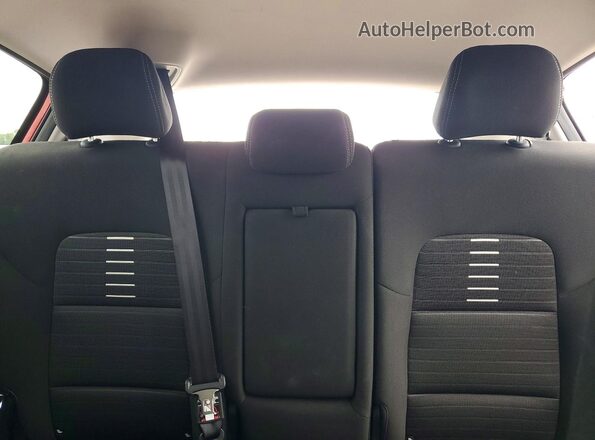 KNDPM3AC0J7421545 2018 KIA SPORTAGE Красный Вид задних сидений