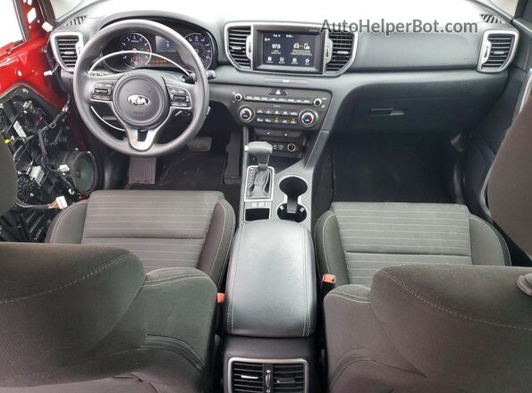 KNDPM3AC0J7421545 2018 KIA SPORTAGE Красный Вид панели приборов