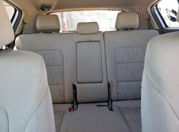 KNDPM3AC1H7142924 2017 KIA SPORTAGE Белый Вид задних сидений