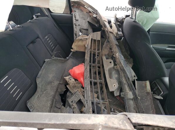 KNDPM3AC1J7336987 2018 KIA SPORTAGE Red Вид задніх сидінь