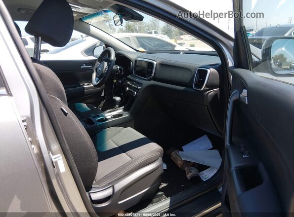 KNDPM3AC1N7997117 2022 KIA SPORTAGE Silver Vista interior delantera