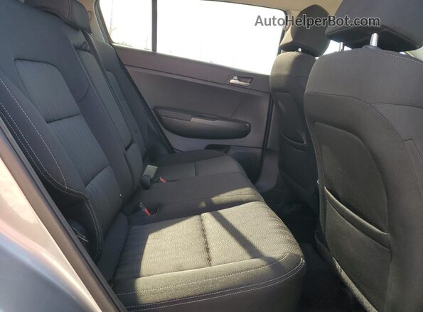 KNDPM3AC2L7768152 2020 KIA SPORTAGE Gray Vista interior trasera