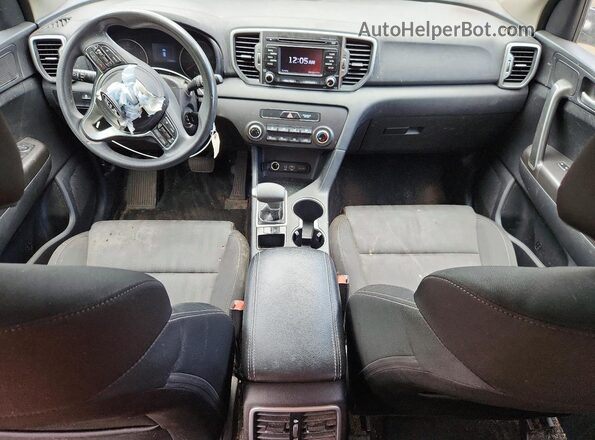 KNDPM3AC3H7213993 2017 KIA SPORTAGE Серебряный Вид панели приборов