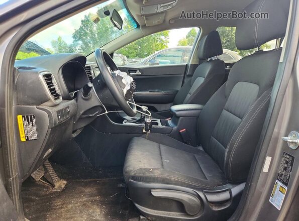 KNDPM3AC3H7213993 2017 KIA SPORTAGE Серебряный Вид салона спереди