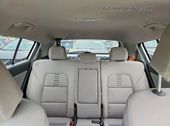 KNDPM3AC3K7607260 2019 KIA SPORTAGE Silver Widok tylnych siedzeń