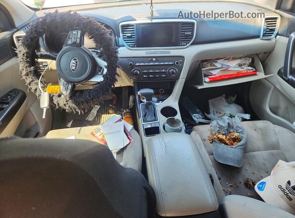 KNDPM3AC3L7746421 2020 KIA SPORTAGE Серебряный Вид панели приборов