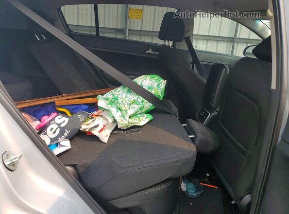 KNDPM3AC3M7926516 2021 KIA SPORTAGE Серебряный Вид задней части салона