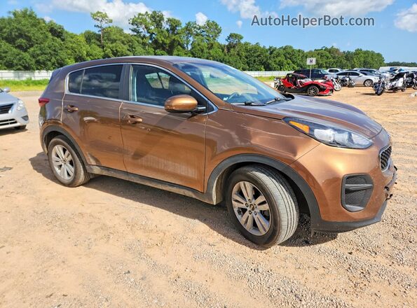 KNDPM3AC4H7087689 2017 KIA SPORTAGE Gold Front right