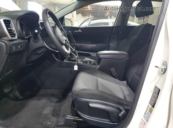 KNDPM3AC4M7945723 2021 KIA SPORTAGE White Vista interior delantera