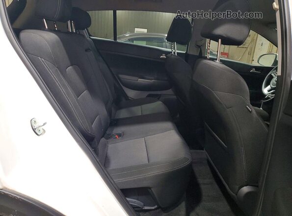 KNDPM3AC4M7945723 2021 KIA SPORTAGE White Vista interior trasera