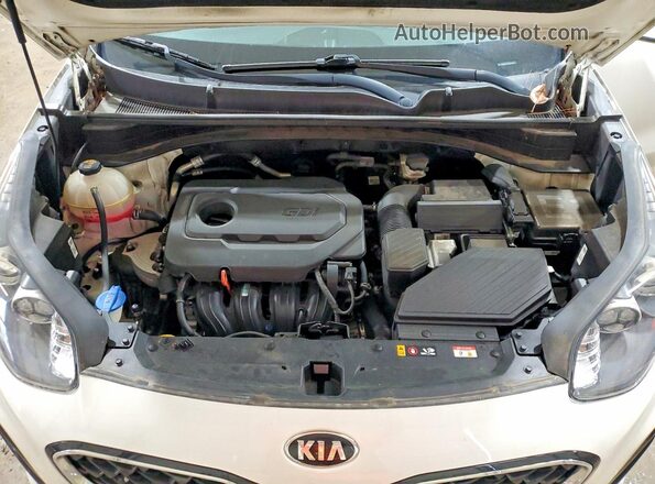 KNDPM3AC4M7945723 2021 KIA SPORTAGE White Vista del compartimento del motor