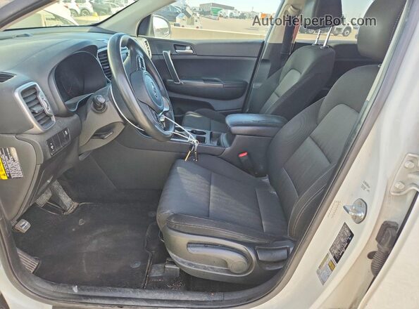 KNDPM3AC5K7509461 2019 KIA SPORTAGE White Front interior view