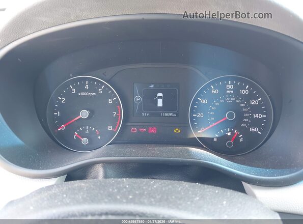 KNDPM3AC6H7237608 2017 KIA SPORTAGE Silver Вид задніх сидінь