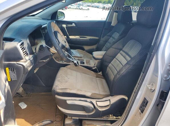 KNDPM3AC6L7675280 2020 KIA SPORTAGE Серебряный Вид салона спереди