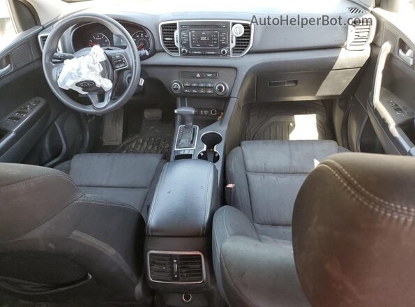 KNDPM3AC7H7168797 2017 KIA SPORTAGE White Вид панелі приладів