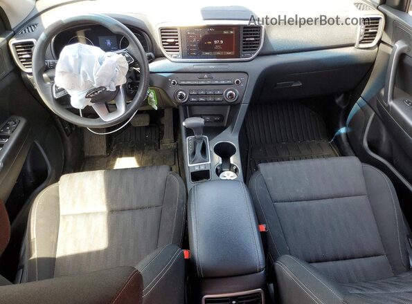 KNDPM3AC8L7785392 2020 KIA SPORTAGE Silver Առջևի վահանակի տեսք