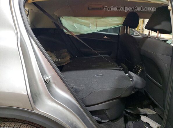 KNDPM3AC8L7804586 2020 KIA SPORTAGE Silver Вид задньої частини салону