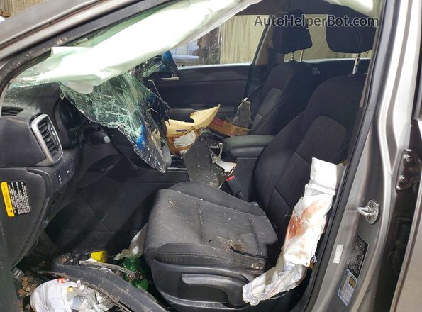 KNDPM3AC8L7804586 2020 KIA SPORTAGE Silver Вид салону спереду