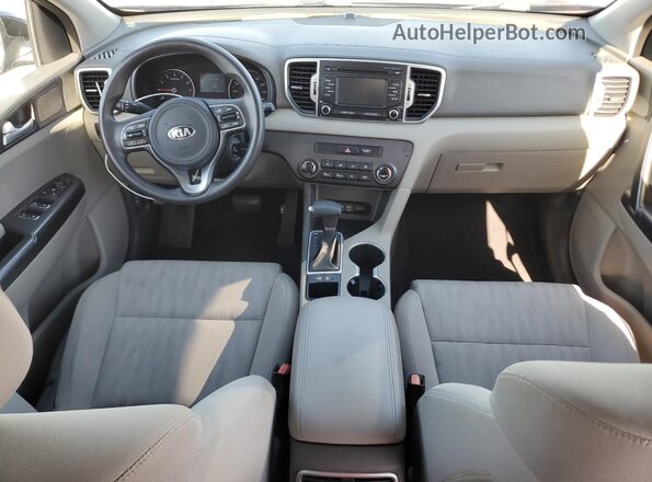 KNDPM3AC9H7104552 2017 KIA SPORTAGE Black Dashboard view