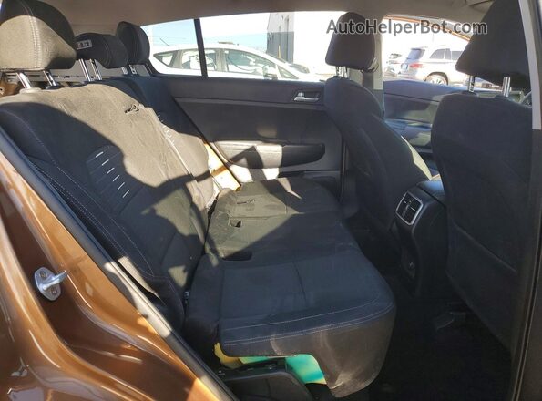 KNDPM3AC9K7615606 2019 KIA SPORTAGE Orange Սալոնի հետևի տեսք