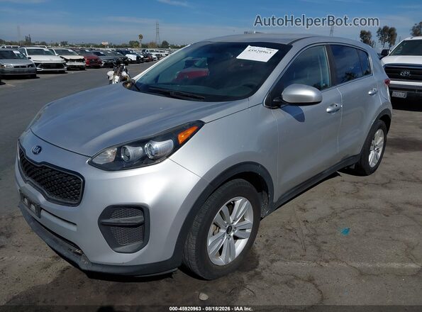 KNDPM3ACXH7281174 2017 KIA SPORTAGE Серебряный Вид спереди