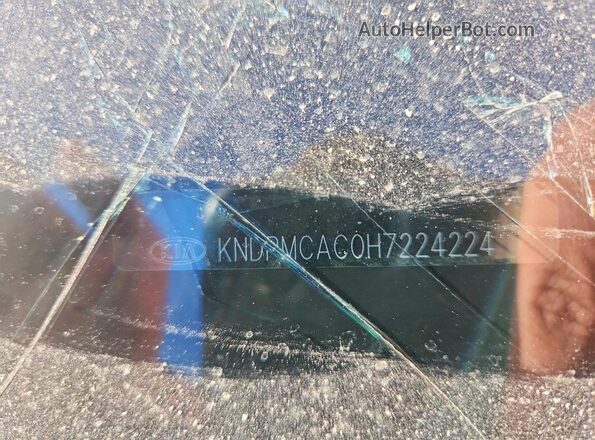 KNDPMCAC0H7224224 2017 KIA SPORTAGE Charcoal Vista del compartimento del motor