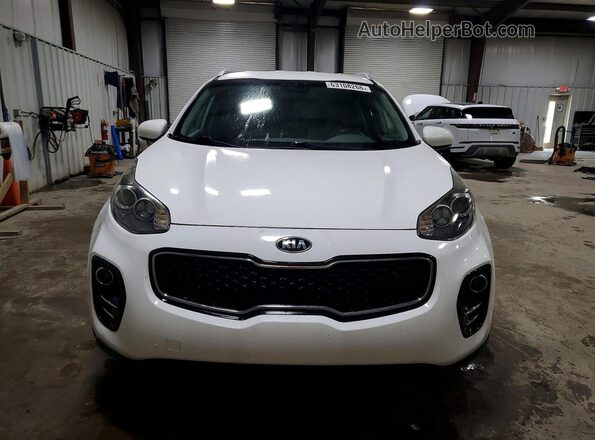 KNDPMCAC0H7244540 2017 KIA SPORTAGE Белый Вид спереди