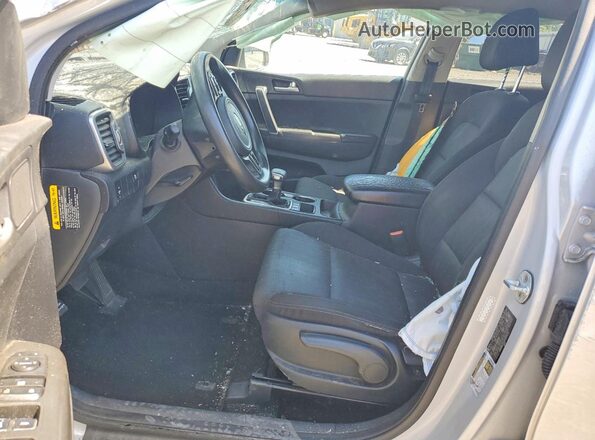 KNDPMCAC0H7292071 2017 KIA SPORTAGE Gray Вид салону спереду